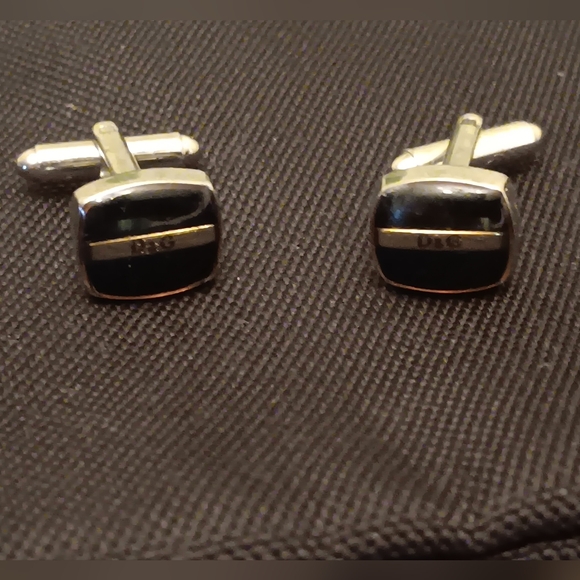 D&G Elegant Black and Gold Cufflinks - Picture 5 of 7